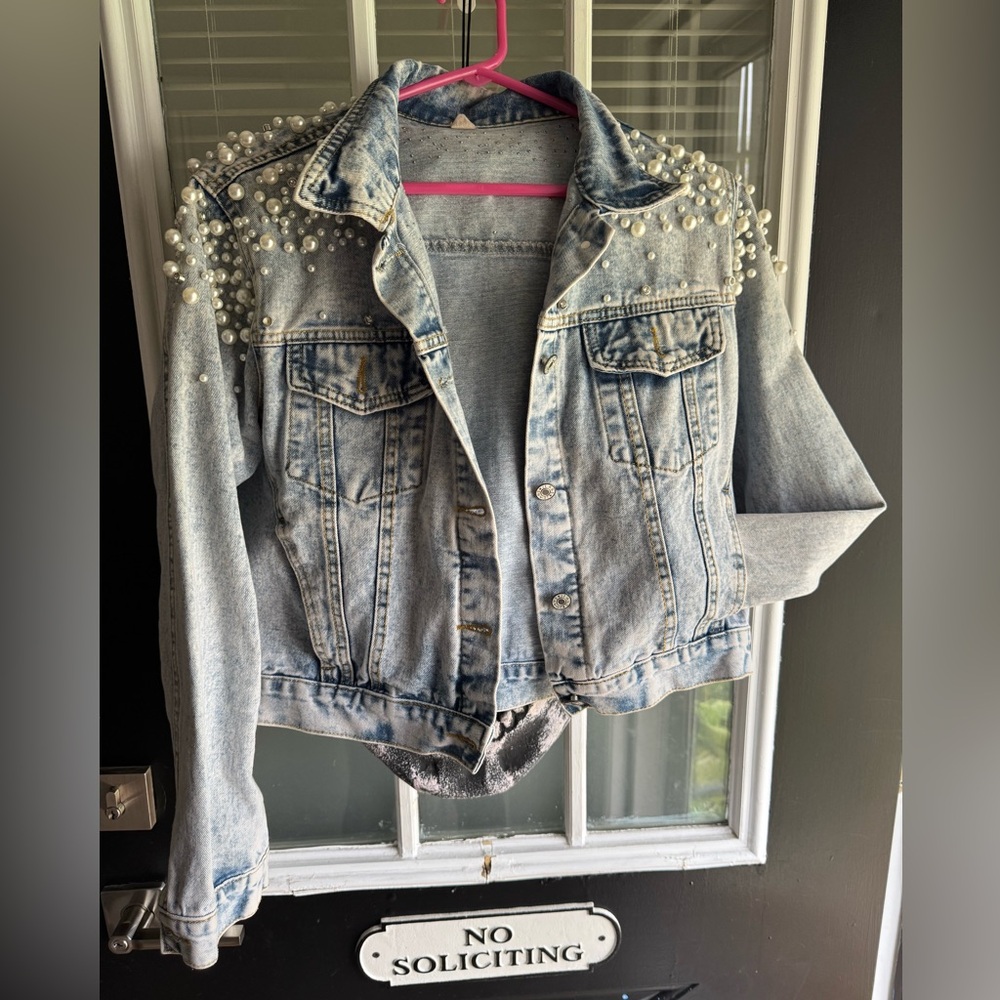 Pearl Embellished Vintage Denim Jacket